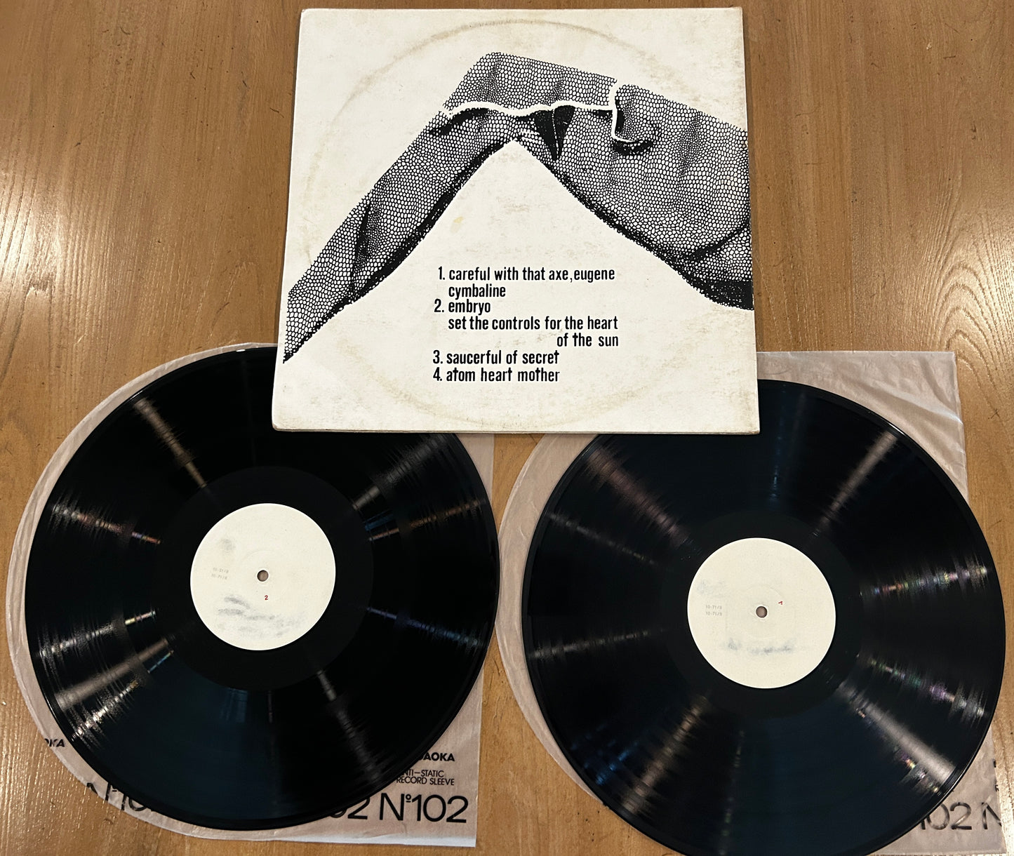 Pink Floyd (Spread Legs / 1-2-3-4 / Live 5th)