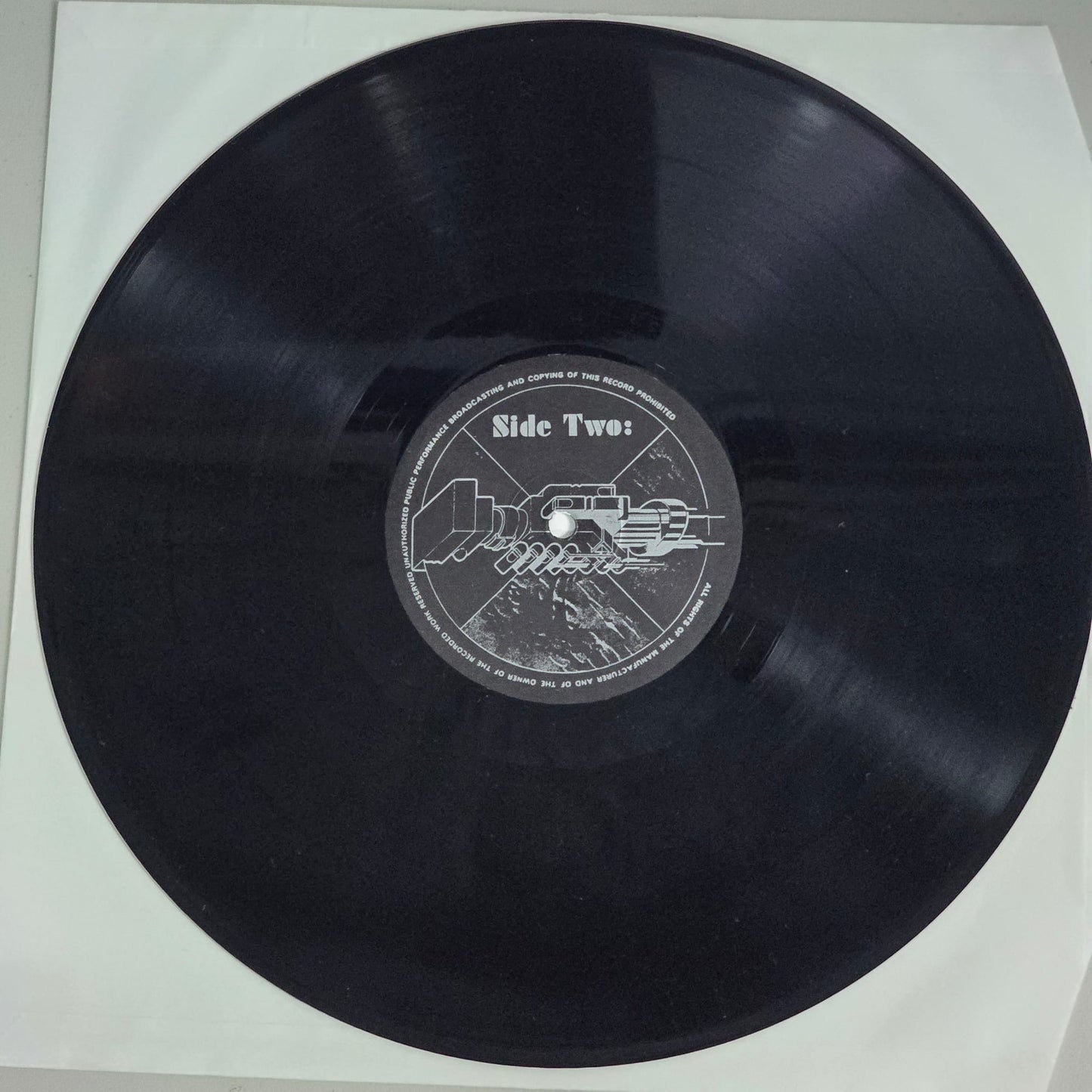 Pink Floyd - Ivor Wynne - Black Vinyl