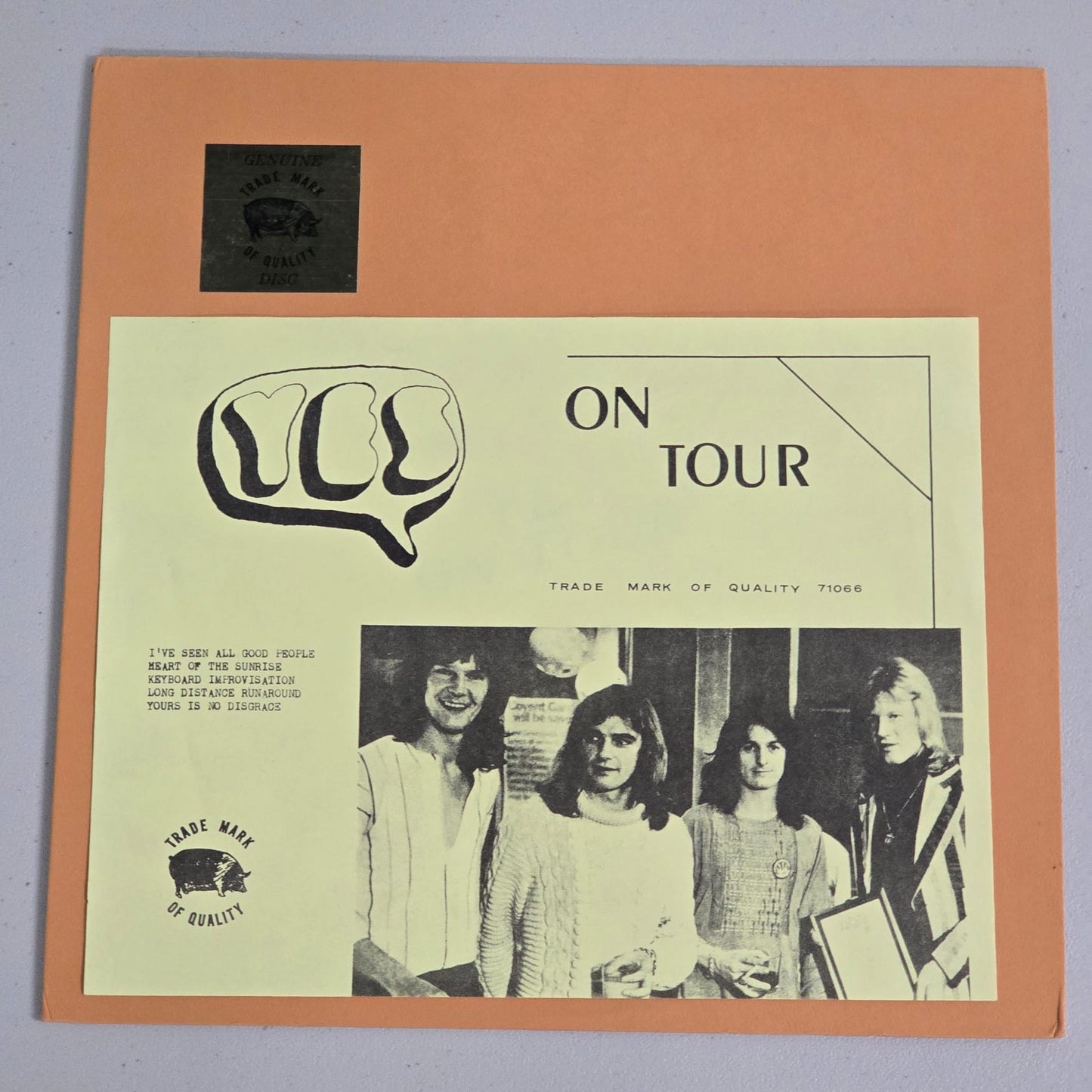 Yes - On Tour - TMOQ Red