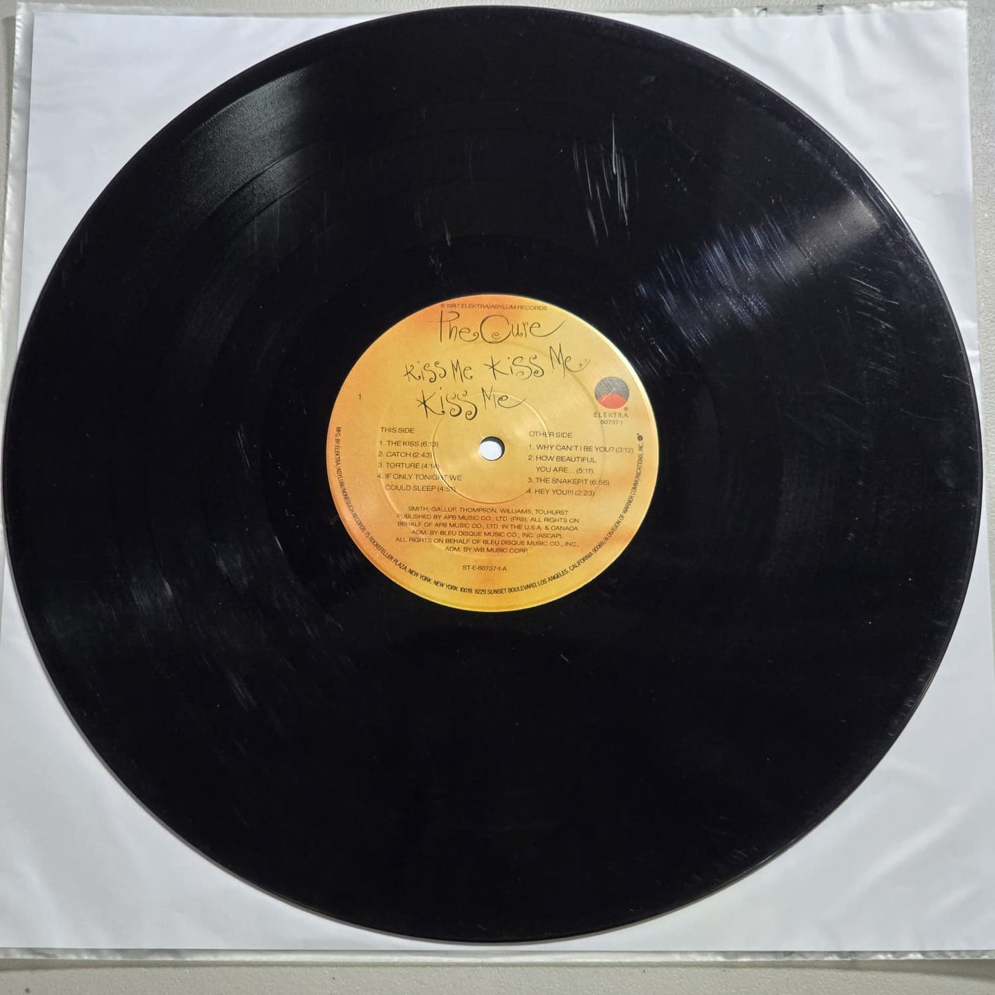 The Cure – Kiss Me Kiss Me Kiss Me – 1987 US 2xLP Elektra – VG+/VG