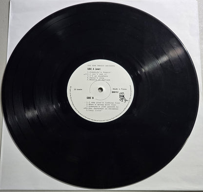 The New Tweedy Brothers France reissue LP, side A label