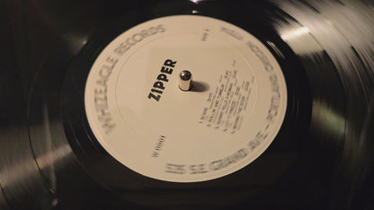 Zipper – Zipper – 1975 US LP Whizeagle Records – VG+/VG+